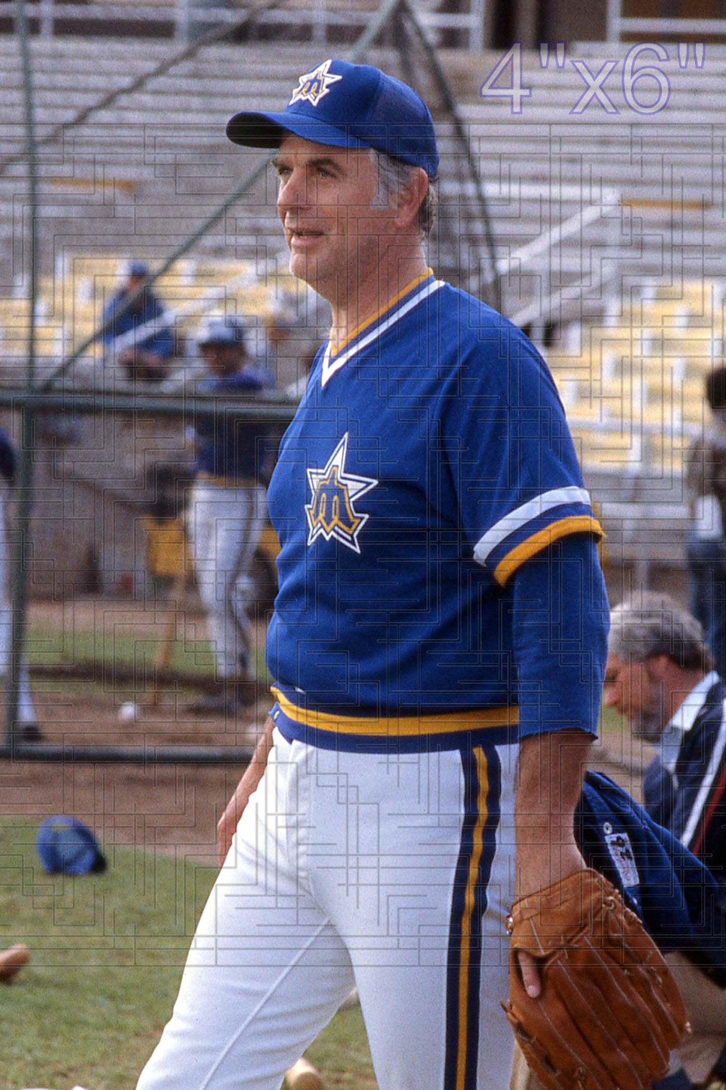 Gaylord Perry - 1982 Seattle Mariners - choose a size & style