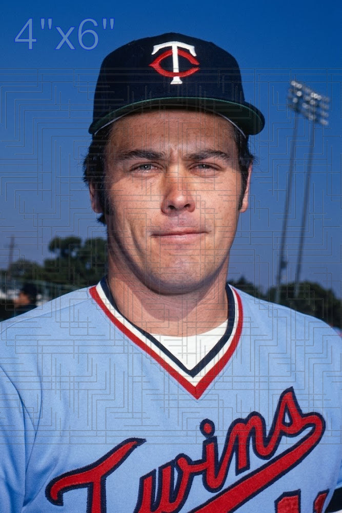 Terry Bulling - 1977 Minnesota Twins - choose a size & style